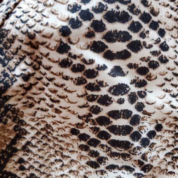 Snakeprint halter bodysuit size M - Picture 6 of 6